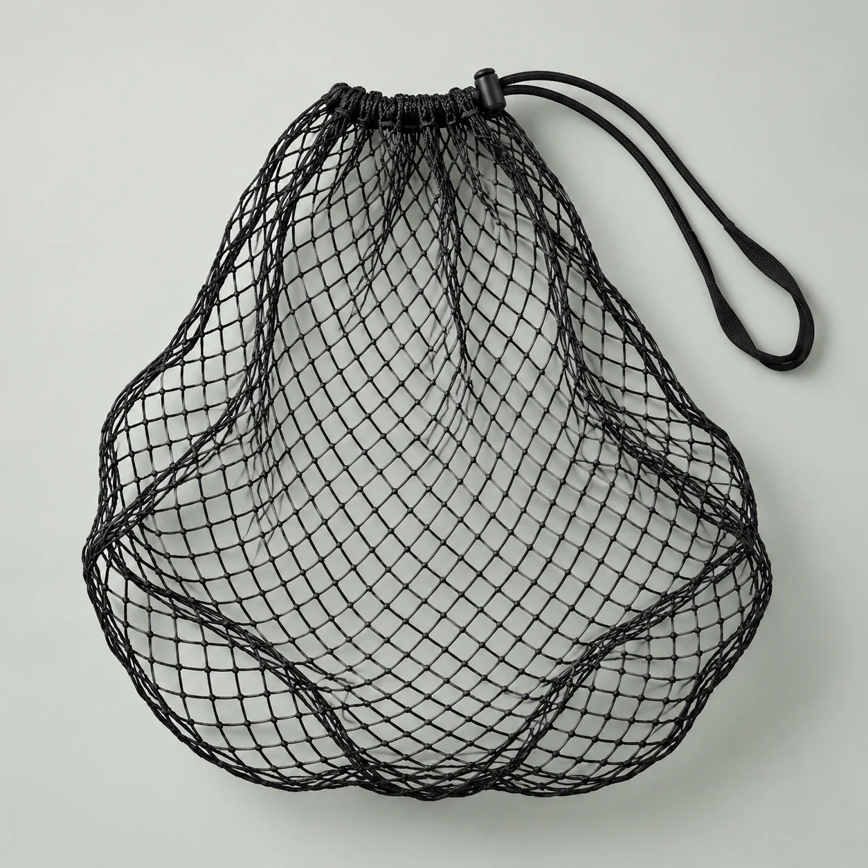Drawcord ball net